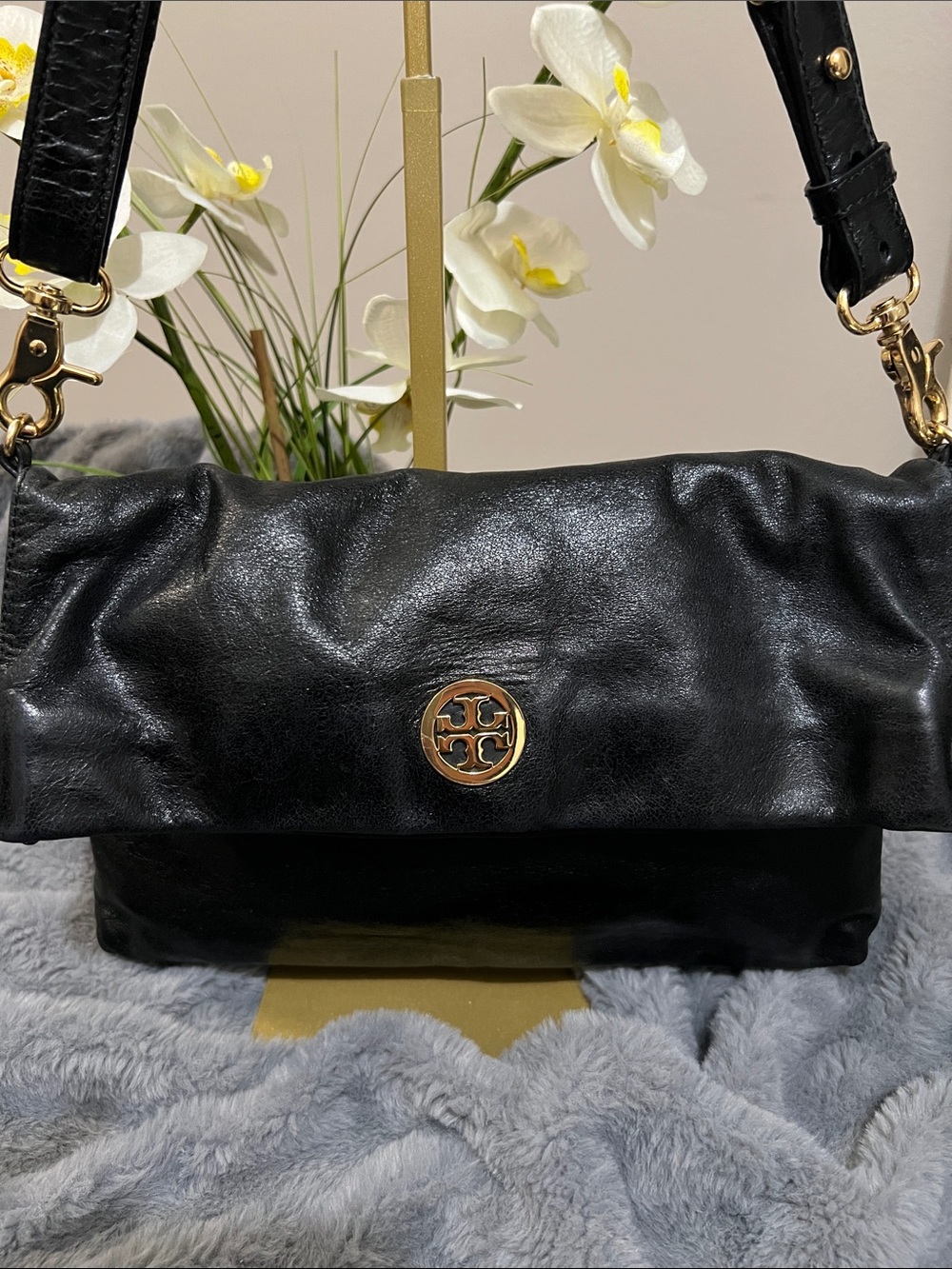 Tory Burch Vintage Dena Black Leather Fold-Over Shoulder/crossbody Bag EUC